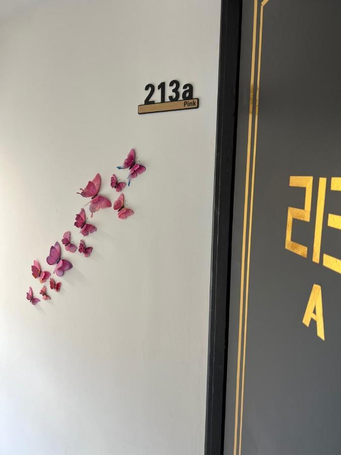 בלפסט Entire Pinkapt - Free Parking - Up To 4 Guests - 3 Beds - Close To City Centre מראה חיצוני תמונה